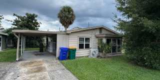 Charming 1-Bedroom, 1-Bath Home Near Downtown Tavares - Lawn Care Included! Gallery 24