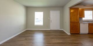 Move in Ready and pricced to GO!! 3 Bed / 2 Bath in 77619! Gallery 10
