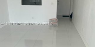 3048 E Sunrise Lakes Dr Gallery 2