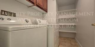 Beautiful 1600+ sq ft.  3 bedroom ~ UPGRADED! Gallery 11