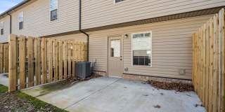 Center Pointe Townhomes Gallery 39