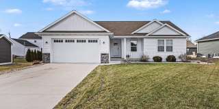 8441 Cottonwood Gallery 1