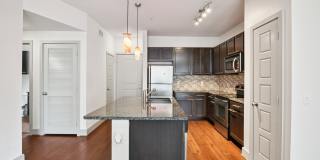 Flats on Tanglewilde Gallery 12