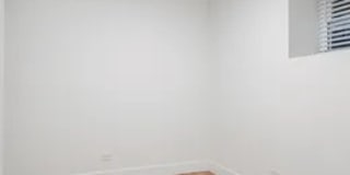 5430 South University Avenue Gallery 6