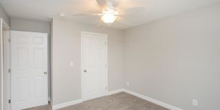 1014 Douglas Avenue Gallery 30