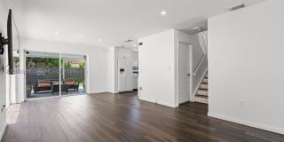 13990 SW 160th Ter Gallery 6