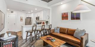 Link Apartments Four12 Gallery 5