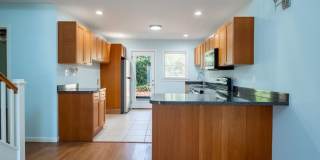 342 Mathews Avenue NE Gallery 7