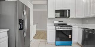 20901 Cedarpost Square Gallery 5