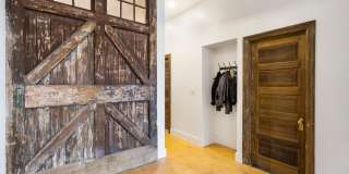 2020 E FLETCHER Street Gallery 15