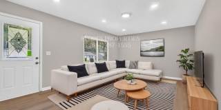 Modern Finishes & Hardwood Floors – 4BR Columbus Gem Gallery 8