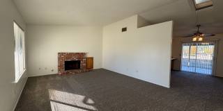 Home off the Green Tree Golf Course Gallery 7