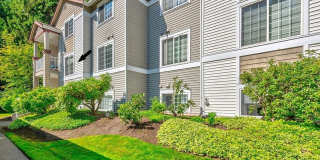 Beautifully Updated 2 Bedroom 2 Bath Sammamish Condo in Sundance at Klahanie! Gallery 1