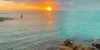 7006 MIDNIGHT PASS ROAD Gallery 1