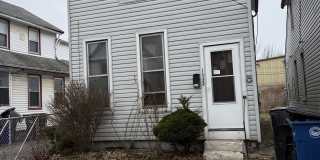 1423 East 33rd Street Gallery 1