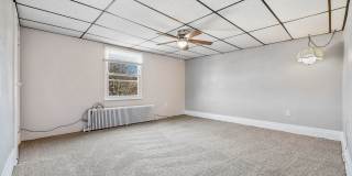 Updated 3 bedroom in Elliot Minutes from the West End Overlook! Gallery 5