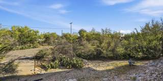 3BR/4BA Professional Retreat with Private Desert Oasis Gallery 33