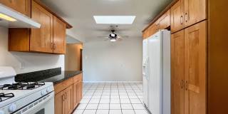 Single-Level Bel Aire Home with Spacious Layout Gallery 13