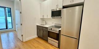 435 Dekalb Avenue Gallery 1