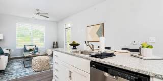 The Retreat Apartments Gallery 13