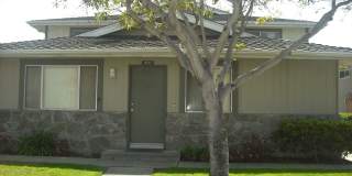 Single Story Manor Condominium Home Gallery 1