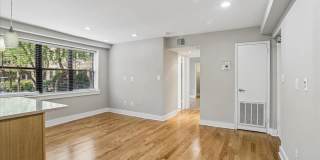 212-212 OAKWOOD Street SE Gallery 10