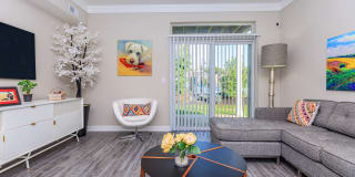 Grand at Florence Gallery 32