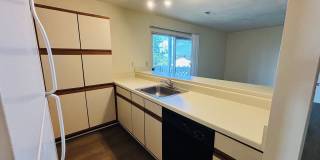 3 Bedroom 2 Bath Condo Gallery 8