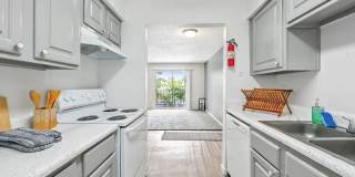 Pine Creek Apartments Gallery 3