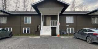 1 BD, 1 BA Apartment Nestled Back on a Cul-de-Sac Gallery 1