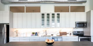 The Poplar Gallery 12