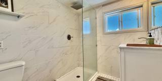 Distinguished 4 bed, 2 bath Bungalow in the Old North End Gallery 22