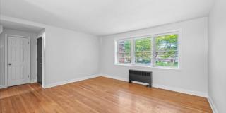 2729 Berwyn Gallery 8