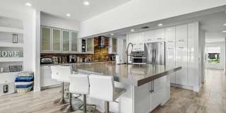 740 NE 36th Street Gallery 10