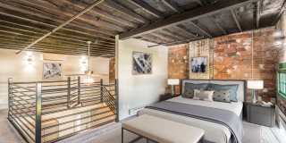 218 East Kemp Gallery 1