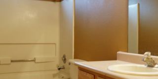 Single Story 3B/2B Home in Tuscany area. Gallery 6