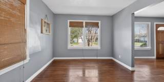3223 Topeka St Gallery 7