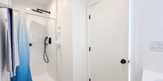 1338 West 35th Place - Co-Living 1338 West 35th Place - Co-Living Gallery 26