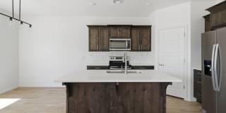 Pet Friendly 4 Bedroom Home in a Beautiful Neighborhood! Gallery 14