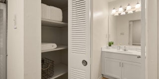 Oak Hill Townhomes Gallery 13