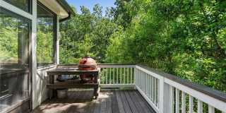 663 Yorkshire Road NE Gallery 49