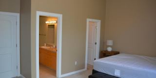 3-bedroom, 2.5 bathroom partially furnished home in Saint Joseph Gallery 11