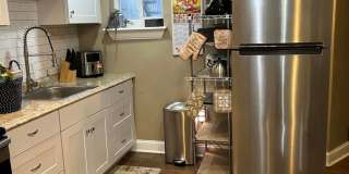 Charming furnished 2br 2nd Floor Apartment in Wilmington Gallery 34