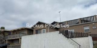 Wonderful furnished upper Seaside unit Gallery 1