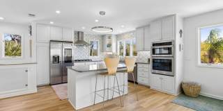 Steps to the Ocean! 3/3, 2198sq', Ocean View, Furnished Gallery 17