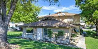 Completely Renovated 2BR/1BA Single-Story Unit in Auburn – Move-In Ready! Gallery 1