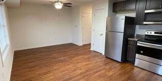 One Bedroom Garden Apartment Gallery 4