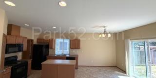 4 Bedroom 2 Bathroom Single Family Puyallup Home Gallery 11