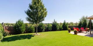 Georgeous 3 bedroom 2 bath home with SOLAR  and a view! Gallery 6