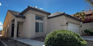 Welcome Home, Single Story 3 bedrooms, Large Backyard with Mountain Views Gallery 1